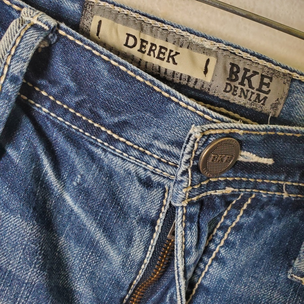 BKE Derek Straight Leg Distressed Stretch Denim Jeans Men's Size 31S - Picture 9 of 12